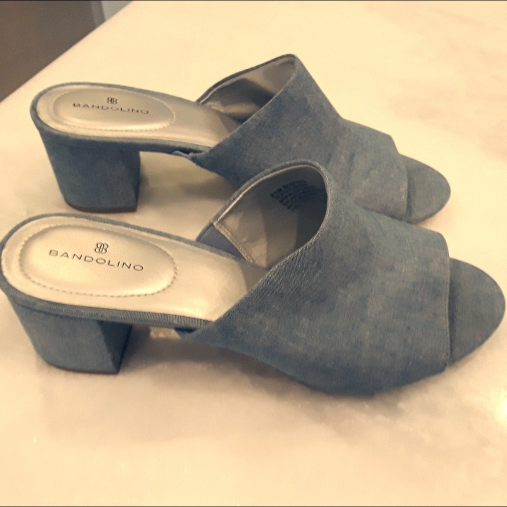 Women blue sandal